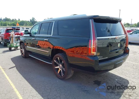 2016 Cadillac Escalade Esv Luxury Collection z USA, uszkodzony, nr VIN 1GYS4HKJ2GR272650